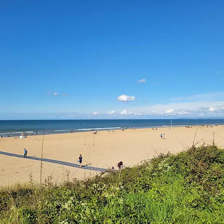 Familial Proche Avec Balcon Et Parking A - Fr-1-788-3 Merville-Franceville-Plage